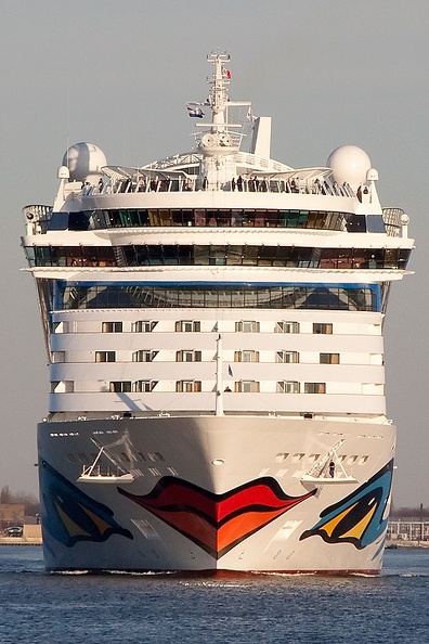 Mar 20 - Cruise ship.jpg