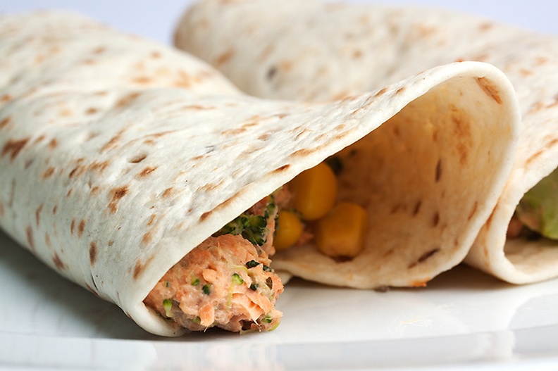 May 25 - Wraps with creamy salmon.jpg