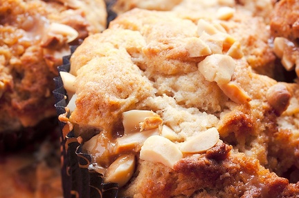 Mar 22 - Peanut-caramel muffin