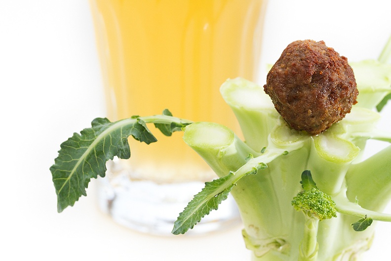 May 06 - Meatballs with beer sauce.jpg