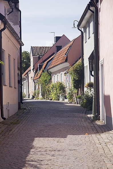 A nice street in the old city of Visby. Also visited a wonderful photo exhibition of Elisabeth Ohlson Wallin in the old church.