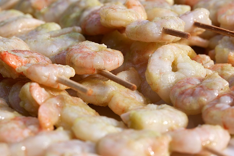 The raw variant of the shrimps I used for my Food-a-Week photo.  Still not made a decision which grilled  variant I will use.