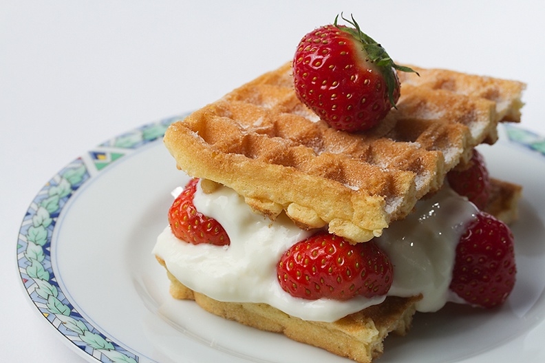 Waffles with strawberries and a mix of cream cheese and yogurt (and a nice amount of sugar).