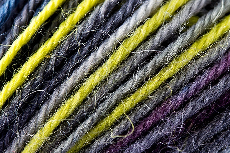 Detail of a ball of wool. Why do I see a sock here? ;)