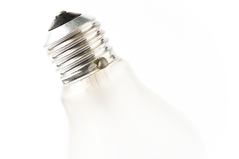 One of the last old-fashioned light bulbs in my house died today.