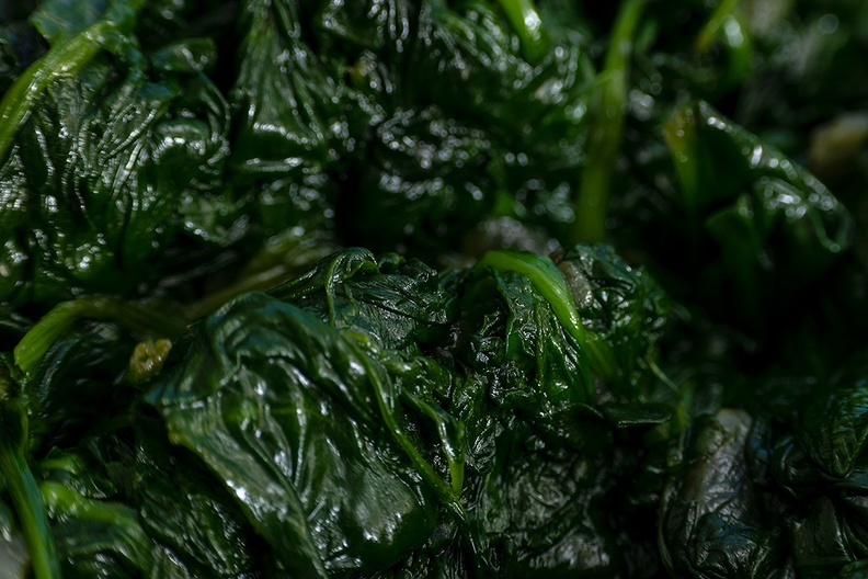 Fresh spinach after the baking, ingredient for a quiche. Not much time left for photography while making dinner for 6.